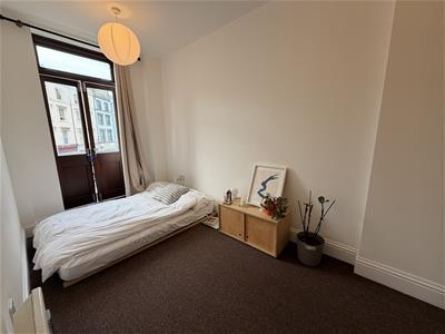 Picture 5